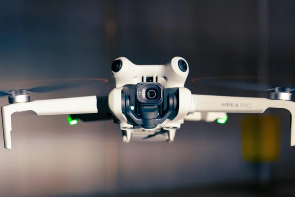 Drones Permitidos para Casamentos: O Que Diz a Legislação Brasileira?