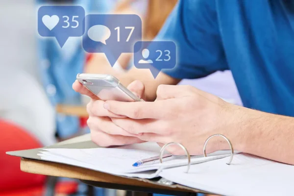Depoimentos e Provas Sociais: Como Obter e Destacar no Seu Portfólio